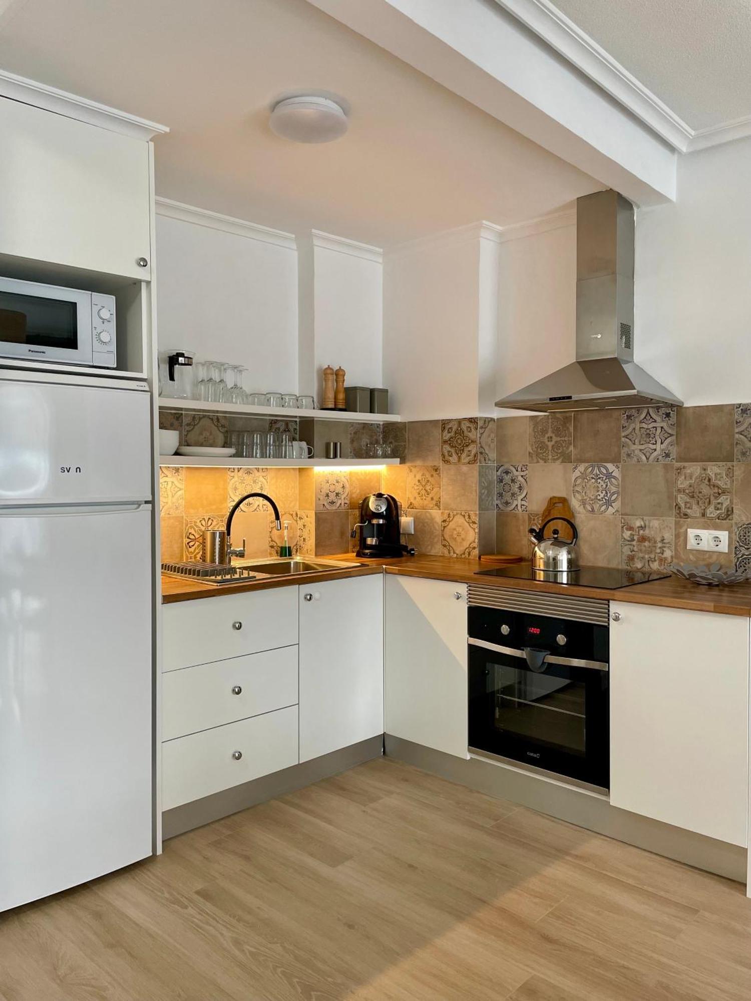 Casa Lagom With A Garage Appartement *