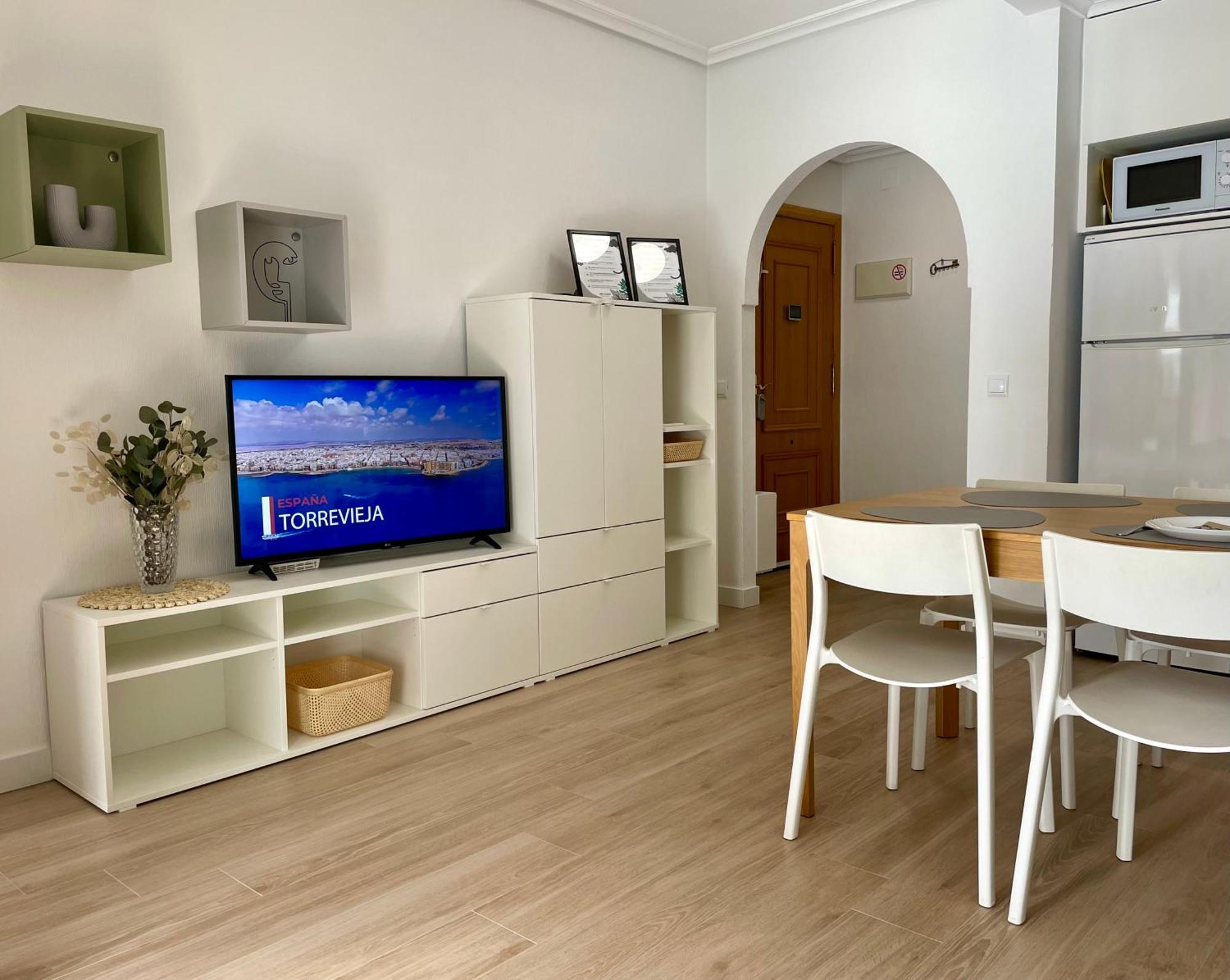 Casa Lagom With A Garage Torrevieja